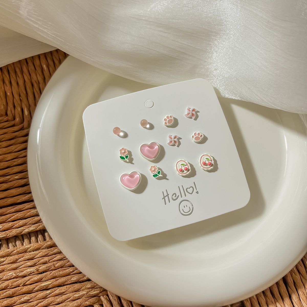 Sweet and cute Earrings Set