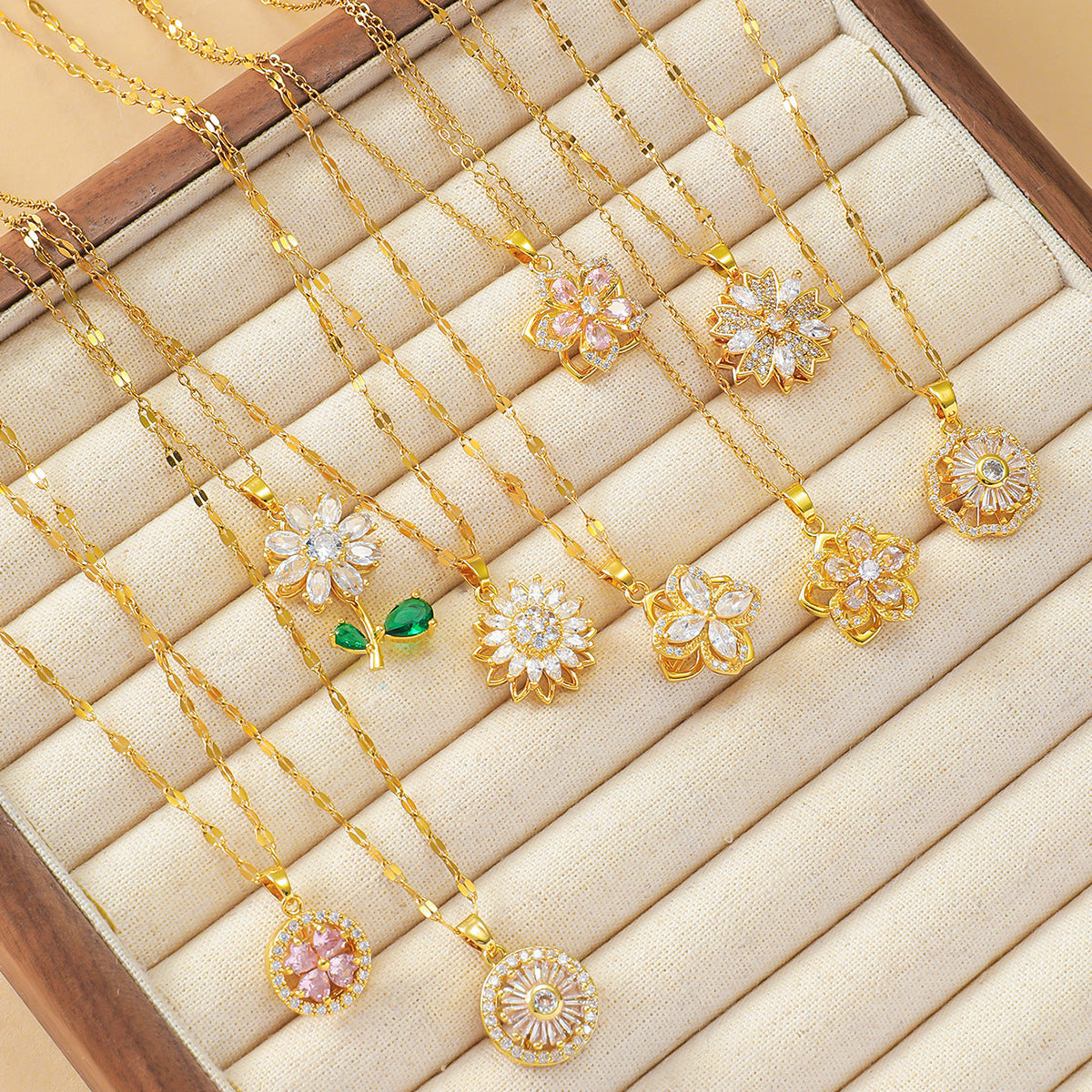 Shiny Spinner Necklace -Rotating flower necklace versatile titanium steel fashion accessory