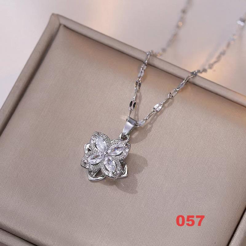 Shiny Spinner Necklace -Rotating flower necklace versatile titanium steel fashion accessory