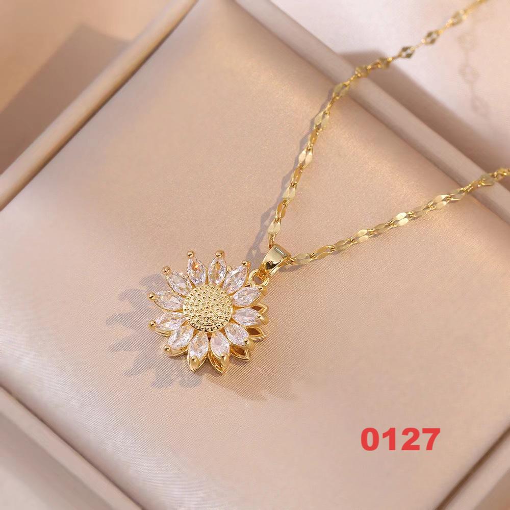 Shiny Spinner Necklace -Rotating flower necklace versatile titanium steel fashion accessory