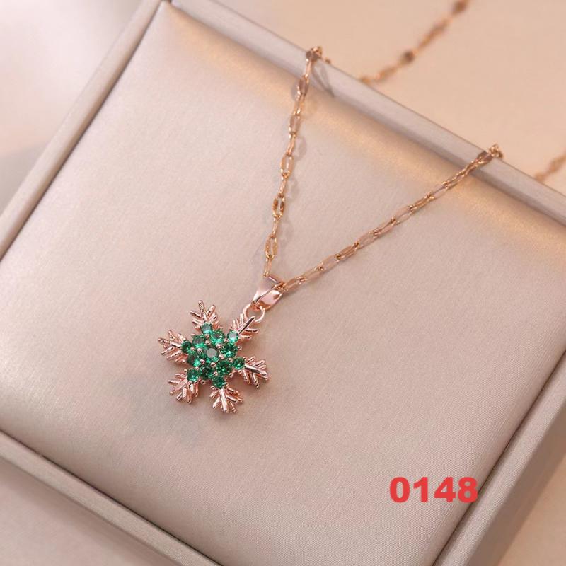 Shiny Spinner Necklace -Rotating flower necklace versatile titanium steel fashion accessory