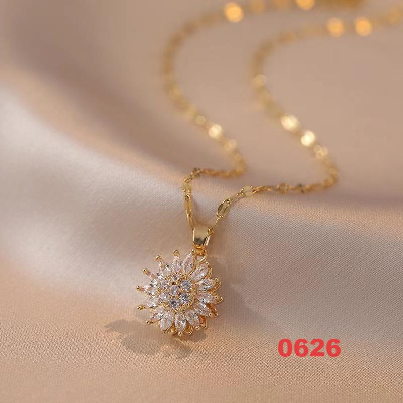 Shiny Spinner Necklace -Rotating flower necklace versatile titanium steel fashion accessory